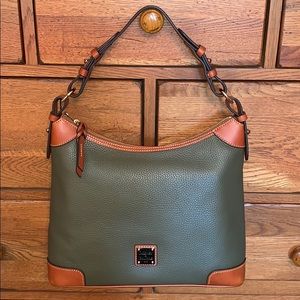 🍁Dooney and Bourke Olive hobo bag NWT